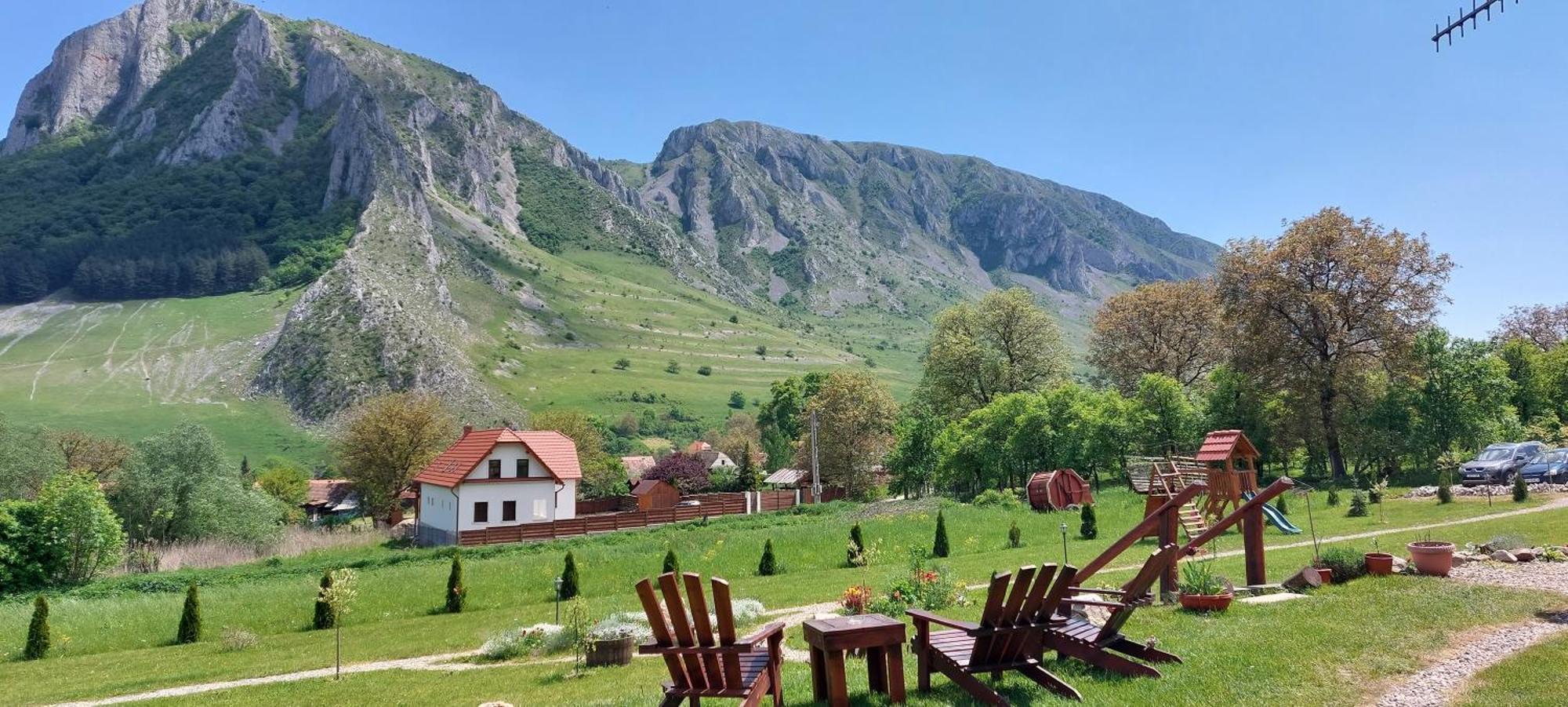 Pensiunea Kiralylany Vendeghaz Rimetea Buitenkant foto